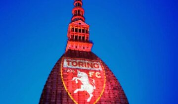Proiezione sulla Mole di Torino