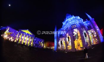 Proiezione di immagini sacre duomo e Teatro di Como
