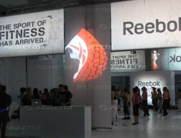 Proiettori da interno per REEBOK fiera del Fitness