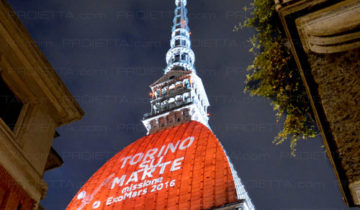 Proiezione sulla Mole Antonelliana