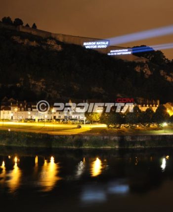 Besancon poroiezione a lunga distanza da circa 450 m.