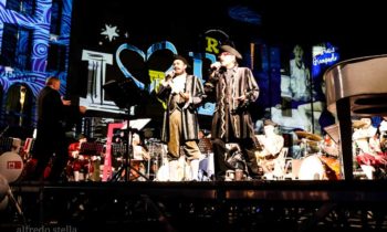 Lovere proiezioni scenografiche per la notte romantica