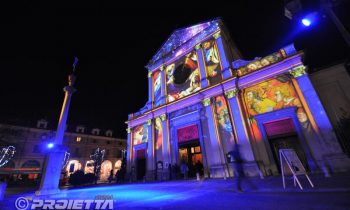 Projection on church mapped respecting the architecture