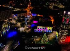 Proietta in occasione del Natale illumina la pizza San Lorenzo