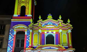 Projection on church mapped respecting the architecture