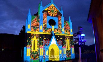 Projection on church mapped respecting the architecture